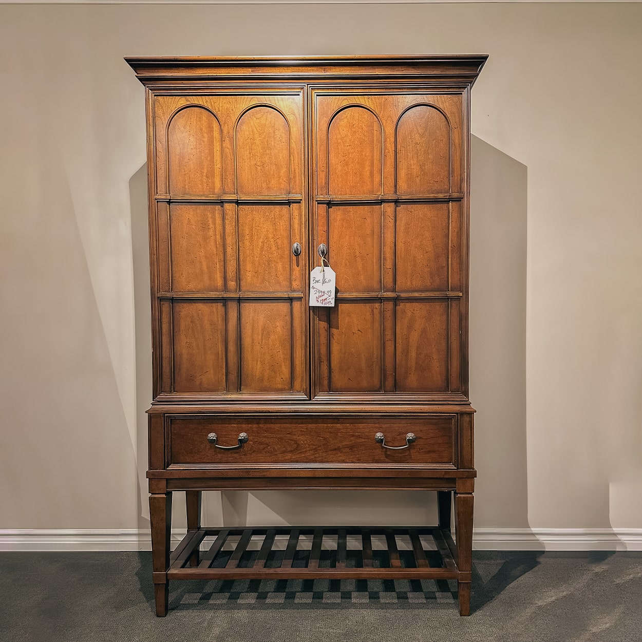 Floor Model Sale – Elizabeth Interiors